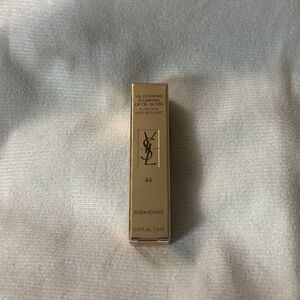 💄4/$25 mini YSL plumping lip oil gloss in 44